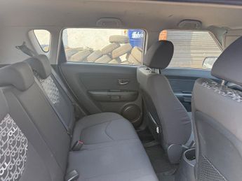 Kia Soul 1.6 2 SUV 5dr Petrol Manual Euro 4 (124 bhp)