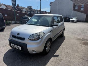 Kia Soul 1.6 2 SUV 5dr Petrol Manual Euro 4 (124 bhp)