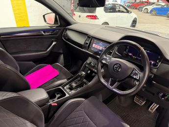 Skoda Kodiaq 2.0 TDI SportLine SUV 5dr Diesel DSG 4WD Euro 6 (s/s) (7 Seat) (