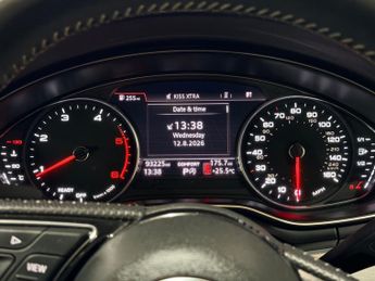 Audi A4 Avant 2.0 TDI S line Estate 5dr Diesel S Tronic Euro 6 (s/s) (150 ps)