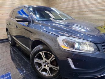Volvo XC60 2.4 D5 SE Lux Nav SUV 5dr Diesel Geartronic AWD Euro 5 (215 ps)