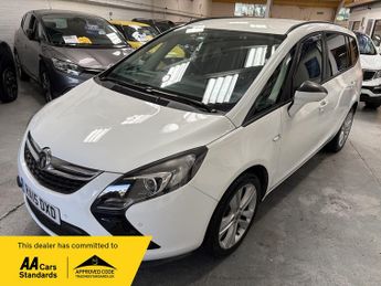 Vauxhall Zafira Tourer 2.0 CDTi Exclusiv MPV 5dr Diesel Manual Euro 5 (130 ps)
