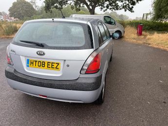 Kia Rio 1.4 3 Hatchback 5dr Petrol Manual (150 g/km, 95 bhp)