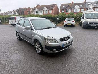 Kia Rio 1.4 3 Hatchback 5dr Petrol Manual (150 g/km, 95 bhp)