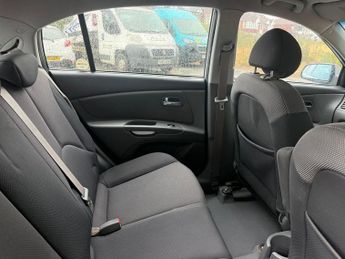 Kia Rio 1.4 3 Hatchback 5dr Petrol Manual (150 g/km, 95 bhp)