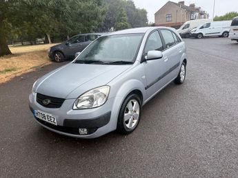 Kia Rio 1.4 3 Hatchback 5dr Petrol Manual (150 g/km, 95 bhp)
