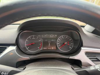Vauxhall Corsa 1.4i ecoTEC Design Hatchback 5dr Petrol Manual Euro 6 (75 ps)
