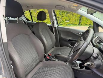 Vauxhall Corsa 1.4i ecoTEC Design Hatchback 5dr Petrol Manual Euro 6 (75 ps)