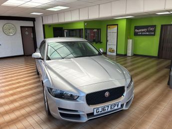 Jaguar XE Ingenium Prestige Saloon 2.0i 4 Dr Euro 6 Petrol Auto (8) (s/s) 