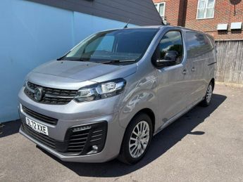 Vauxhall Vivaro 1.5 Turbo D 2700 Pro Panel Van 6dr Diesel Manual SAT NAV AIR CON