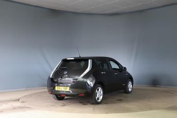 Nissan LEAF 30kWh Acenta Hatchback 5dr Electric Auto (109 bhp)