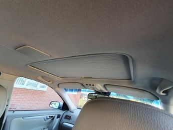 Volvo V70 2.4D SE Estate 5dr Diesel Geartronic (209 g/km, 163 bhp) TOTAL V
