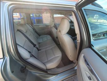 Volvo V70 2.4D SE Estate 5dr Diesel Geartronic (209 g/km, 163 bhp) TOTAL V