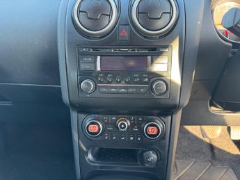 Nissan Qashqai 2.0 Acenta SUV 5dr Petrol CVT 2WD Euro 5 (140 ps)