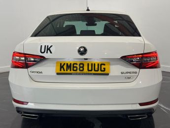 Skoda Superb 2.0 TSI Laurin & Klement Hatchback 5dr Petrol DSG 4WD Euro 6 (s/
