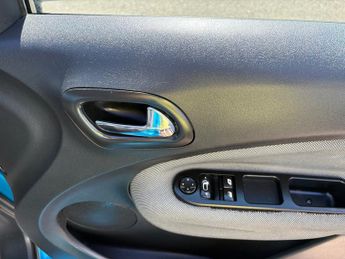 Citroen C3 Picasso 1.6 HDi VTR+ MPV 5dr Diesel Manual Euro 4 (90 ps)