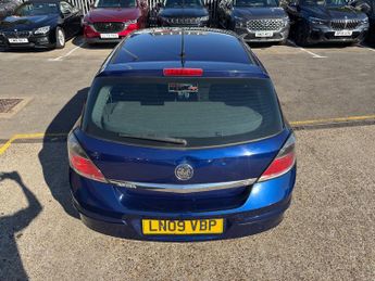 Vauxhall Astra 1.8 VVT 16v Active Hatchback 5dr Petrol Automatic (186 g/km, 138