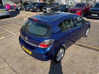 Vauxhall Astra 1.8 VVT 16v Active Hatchback 5dr Petrol Automatic (186 g/km, 138