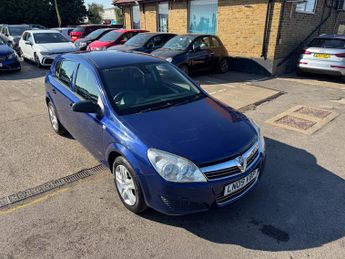 Vauxhall Astra 1.8 VVT 16v Active Hatchback 5dr Petrol Automatic (186 g/km, 138