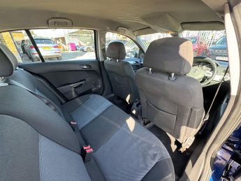 Vauxhall Astra 1.8 VVT 16v Active Hatchback 5dr Petrol Automatic (186 g/km, 138