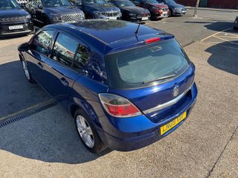 Vauxhall Astra 1.8 VVT 16v Active Hatchback 5dr Petrol Automatic (186 g/km, 138