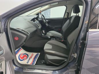 Ford Focus 1.6 Zetec Powershift Euro 5 5dr