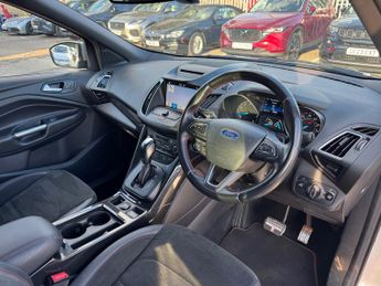 Ford Kuga 1.5T EcoBoost ST-Line SUV 5dr Petrol Auto AWD Euro 6 (s/s) (176 