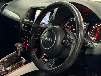 Audi Q5 2.0 TFSI SUV 5dr Petrol Automatic quattro Euro 5 (180 ps)
