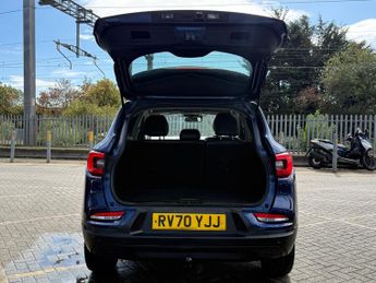 Renault Kadjar 1.3 TCe Iconic SUV 5dr Petrol EDC Euro 6 (s/s) (140 ps)