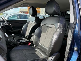 Renault Kadjar 1.3 TCe Iconic SUV 5dr Petrol EDC Euro 6 (s/s) (140 ps)