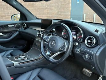 Mercedes-Benz GLC 2.0 GLC250 AMG Night Edition SUV 5dr Petrol G-Tronic+ 4MATIC Eur