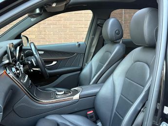 Mercedes-Benz GLC 2.0 GLC250 AMG Night Edition SUV 5dr Petrol G-Tronic+ 4MATIC Eur