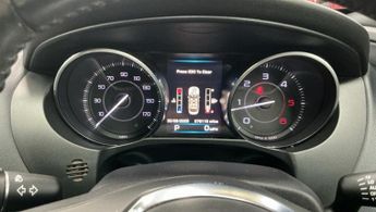 Jaguar XF 2.0d Portfolio Saloon 4dr Diesel Auto AWD Euro 6 (s/s) (240 ps)