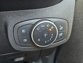 Ford Fiesta 1.0T Zetec Hatchback 5dr Petrol Auto Euro 6 (s/s) (100 ps)