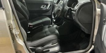 Skoda Fabia 1.6 16V 3 Hatchback 5dr Petrol Tiptronic (180 g/km, 105 bhp)