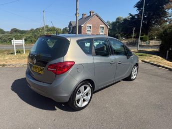 Vauxhall Meriva 1.4i Tech Line MPV 5dr Petrol Manual Euro 6 (100 ps)