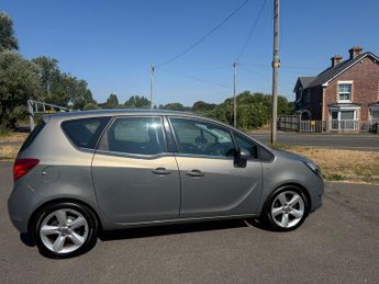 Vauxhall Meriva 1.4i Tech Line MPV 5dr Petrol Manual Euro 6 (100 ps)