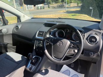 Vauxhall Meriva 1.4i Tech Line MPV 5dr Petrol Manual Euro 6 (100 ps)