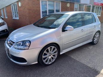 Volkswagen Golf 3.2 V6 R32 Hatchback 5dr Petrol DSG 4Motion (233 g/km, 247 bhp) 