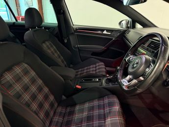 Volkswagen Golf 2.0 TSI BlueMotion Tech GTI Performance Hatchback 5dr Petrol DSG