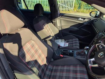 Volkswagen Golf 2.0 TSI BlueMotion Tech GTI Performance Hatchback 5dr Petrol DSG