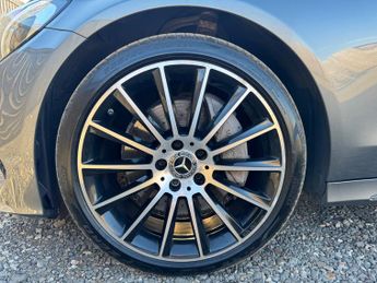 Mercedes-Benz C Class 2.1 C250d AMG Line (Premium Plus) Saloon 4dr Diesel G-Tronic+ 4M