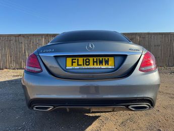 Mercedes-Benz C Class 2.1 C250d AMG Line (Premium Plus) Saloon 4dr Diesel G-Tronic+ 4M