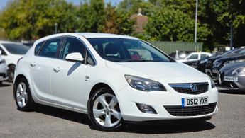 Vauxhall Astra 1.4T 16v SRi Hatchback 5dr Petrol Manual Euro 5 (140 ps)