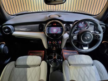 Mini Hatch 1.5 Cooper Exclusive Hatchback 5dr Petrol Steptronic - BEAUTIFUL