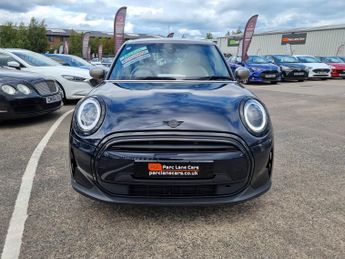 Mini Hatch 1.5 Cooper Exclusive Hatchback 5dr Petrol Steptronic - BEAUTIFUL