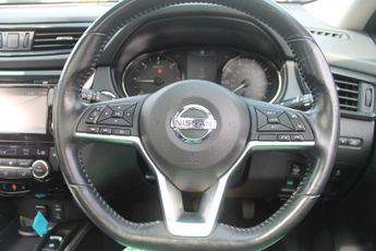 Nissan X-Trail 1.6 dCi N-Connecta SUV 5dr Diesel XTRON Euro 6 (s/s) (130 ps)