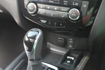 Nissan X-Trail 1.6 dCi N-Connecta SUV 5dr Diesel XTRON Euro 6 (s/s) (130 ps)