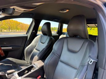 Volvo XC60 2.0 D4 R-Design Lux Nav SUV 5dr Diesel Auto Euro 6 (s/s) (190 ps