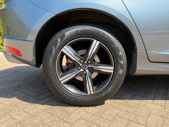 Volvo XC60 2.0 D4 R-Design Lux Nav SUV 5dr Diesel Auto Euro 6 (s/s) (190 ps